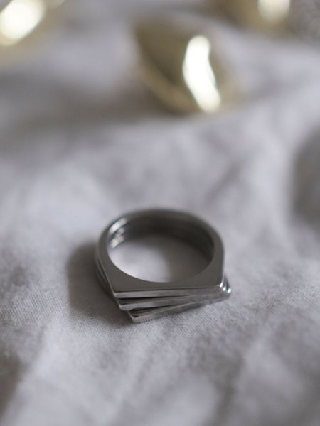 Каблучка TRIO Silver k035 фото